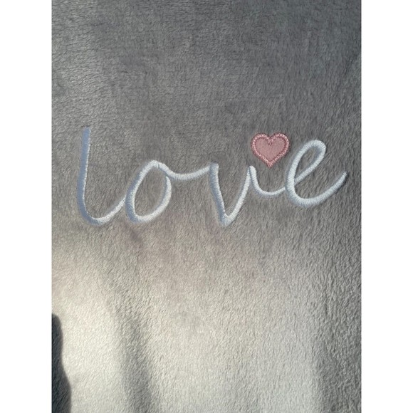 Muck Luks Grey sweatshirt with embroidered‎ LOVE size Medium - Picture 4 of 7